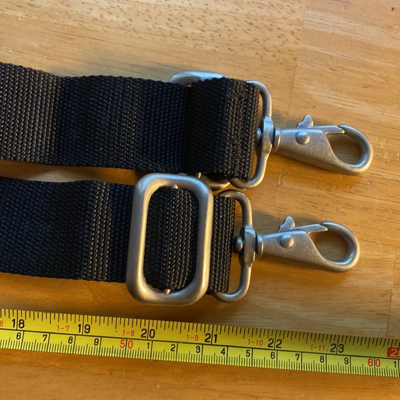 Pathfinder 32-46” black silver canvas strap in good condition #bl9 - Picture 4 of 9